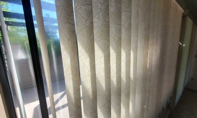 Vertical Blinds Steam Cleaning Townhouse Burnaby BC Canada