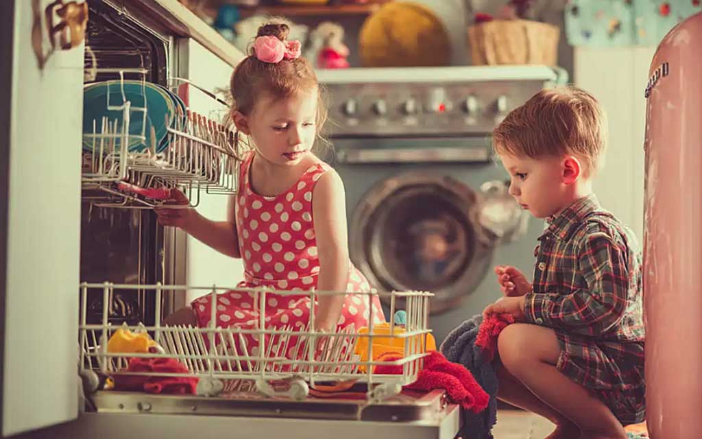10 Mother’s Day Cleaning Ideas That Show You Care