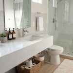 How to Clean a Bathroom: The Ultimate Bathroom Cleaning Checklist